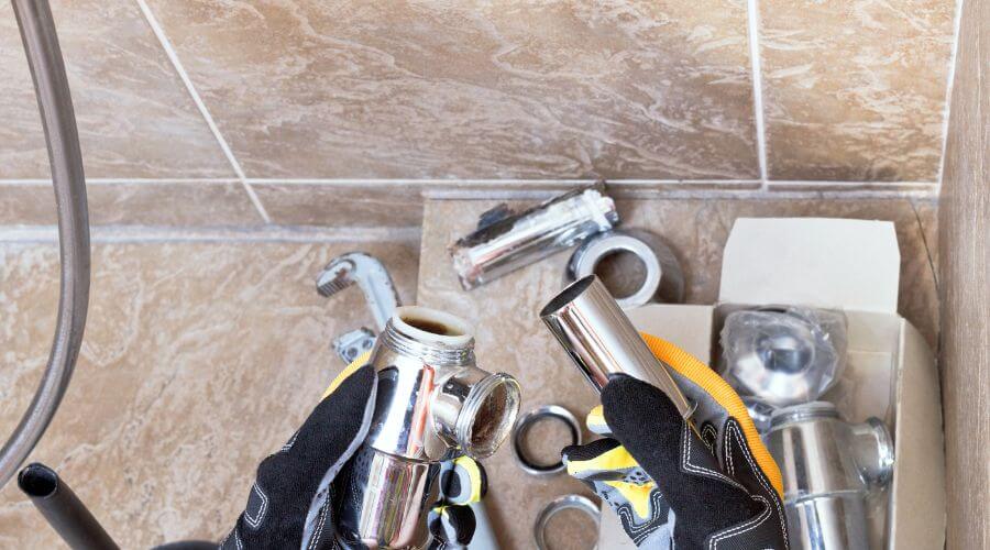 Expert Emergency Roof Repairs services in Isle Saint George, OH